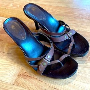 Extra Cute Leather Sandals with Heel